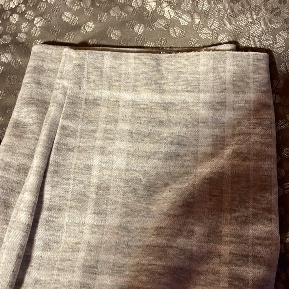 EUC Plaid grey and white pants - Picture 3 of 4